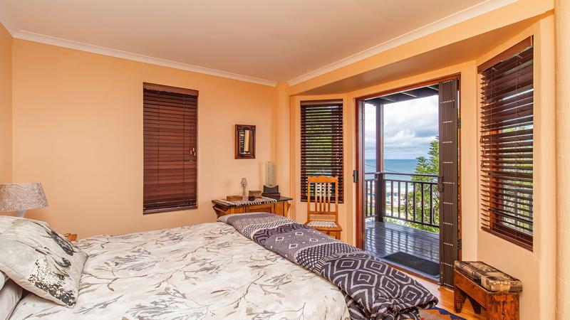 6 Bedroom Property for Sale in Outeniqua Strand Western Cape